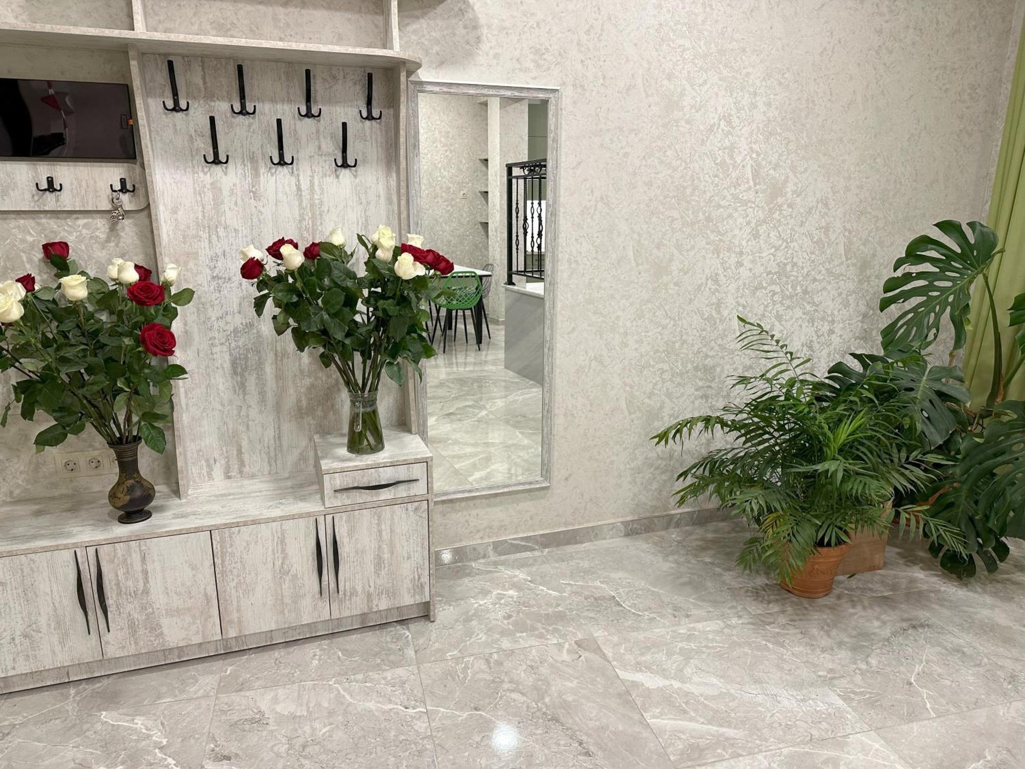 Three Palms Guest House Tbilisi Luaran gambar