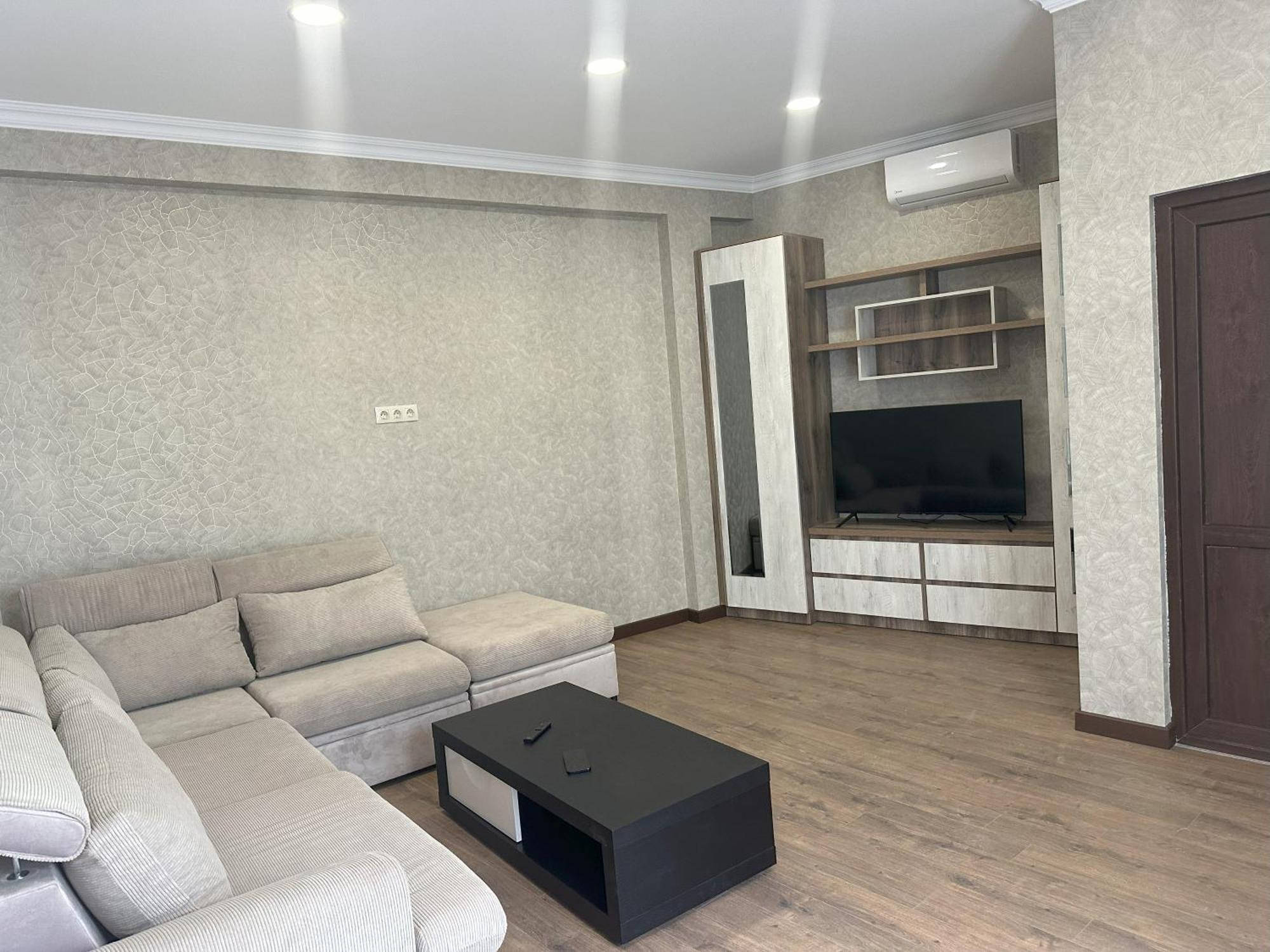 Three Palms Guest House Tbilisi Luaran gambar